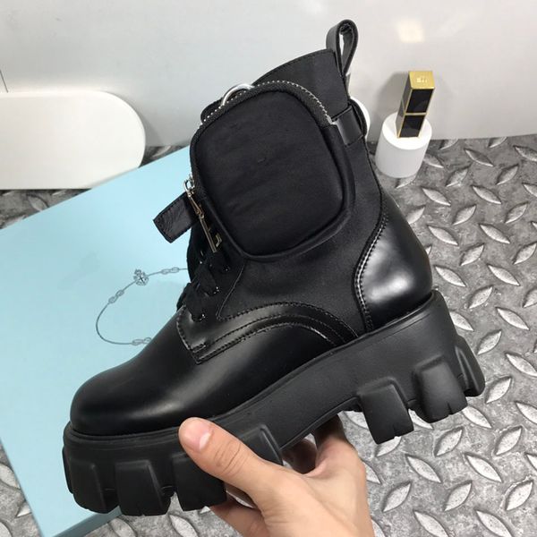 

women rois martin ankle boots 2021 military inspired new combat boot attached the nylon pouch, Black