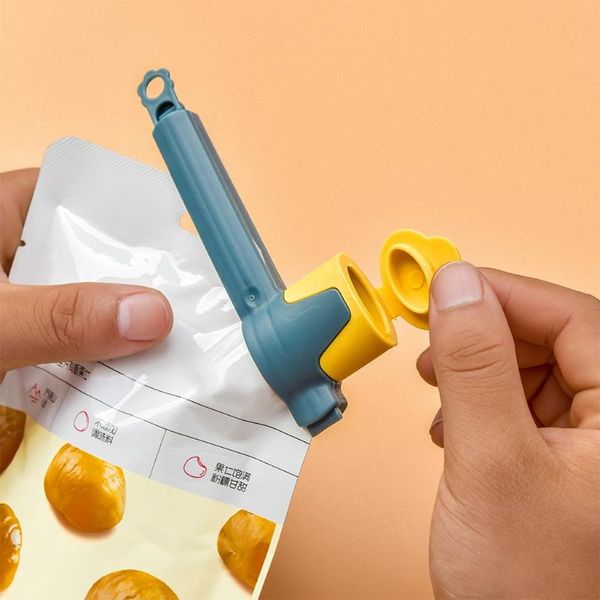 

bag clips plastic seal pour food storage clip sealing effect clamp kitchen