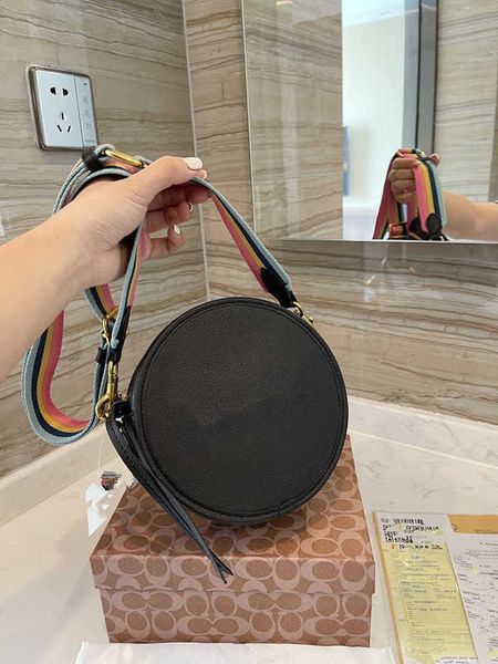 

designer luxury bag round ladies shoulder broadband hands high-end atmosphere wholesale and retail women designer purses women's leathe