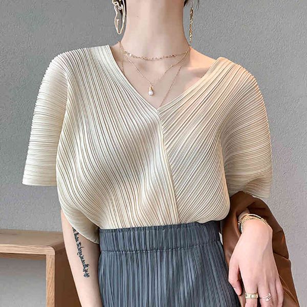 

women's knits & tees pleated aesthetic korean trendy clothes for women fall 2021 v-neck chiffon plus size t-shirt batwing sleeve t, White