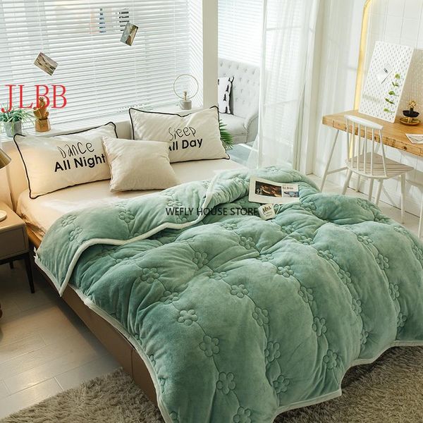 

raschel comforter warm thicken bed quilt winter sleeping cover velvet duvet solid plum blossom home linens 200*230