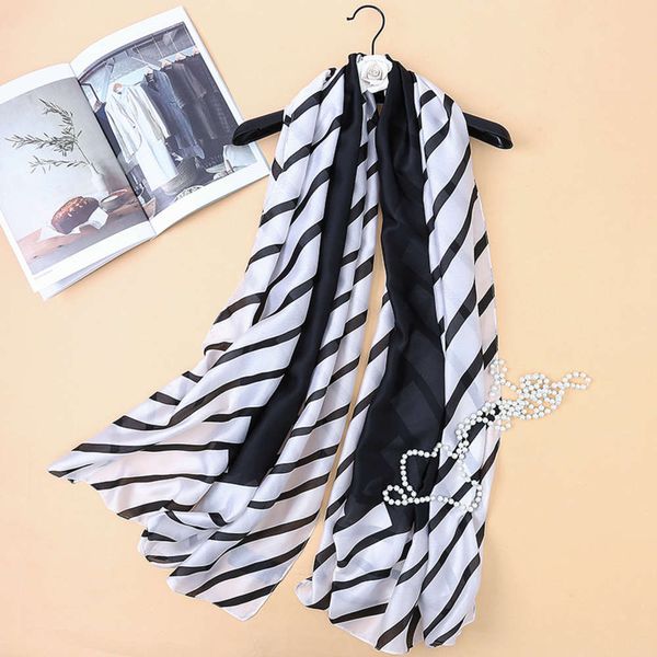 

star's new silk scarf in spring and summer, Blue;black