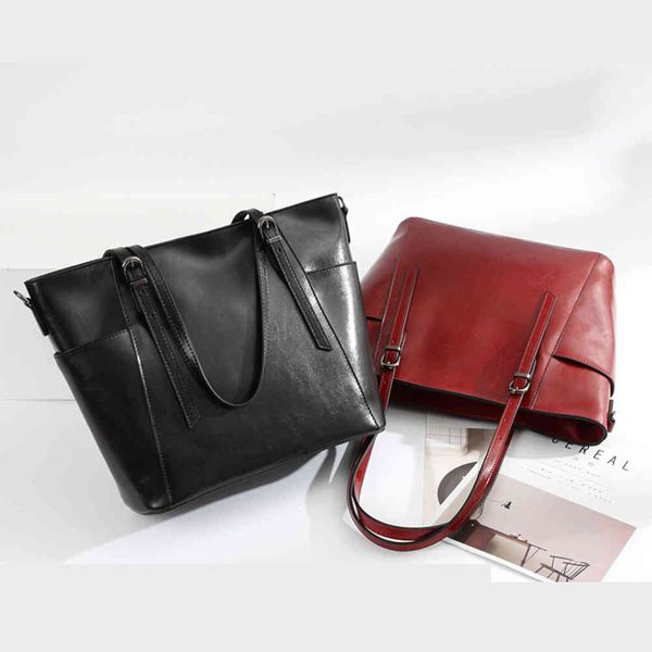 

women's leather shoulder bag with one and high capacity