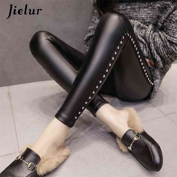 Jielur Winter Fleece Matte PU Leggings Mulheres Moda Rebites Push Up Lápis Calças 4 Cores S-XXXL Senhora High Cintura Legging 210925