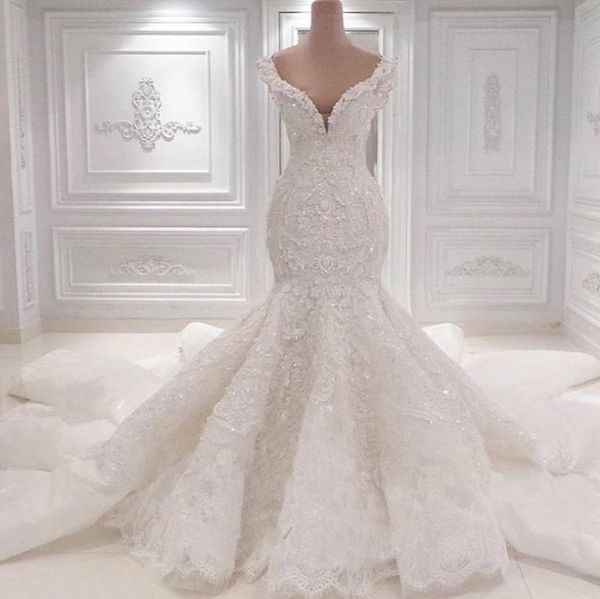 

2022 bridal gowns vestido de noiva lace 3d flowers wedding dresses spring designer new crystal pearls embroidery for church, White