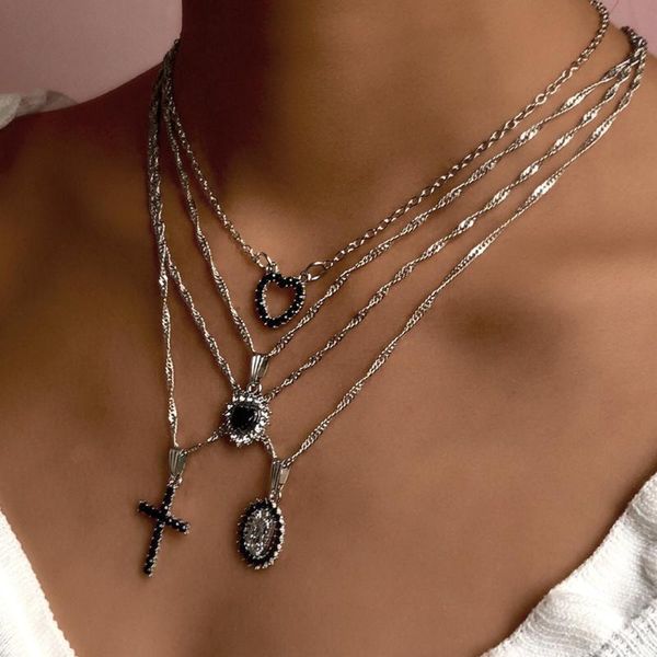 

chains vintage black crystal love heart cross twisted chain necklace for women silver color metal geometric charm jewelry gift