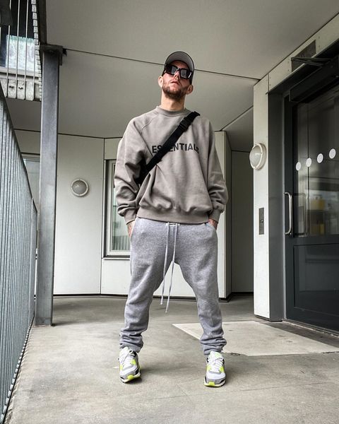 

2021 new trendy men's high street round neck 100% cotton sweatshirt oversize thickened kanye 1:1 brand hoodie ds2s, Black