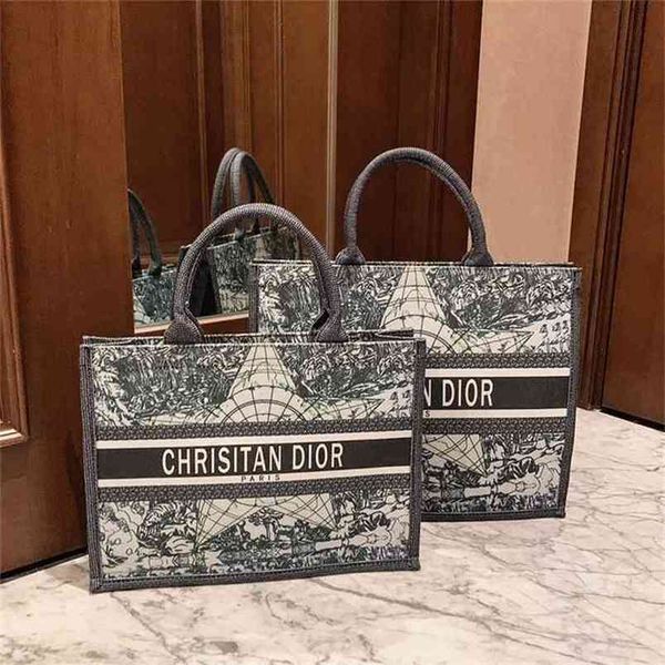

christian 2021 fashion versatile animal embroidery shopping large capacity portable one shoulder bag for female students aqo2 luxuryss yw yo