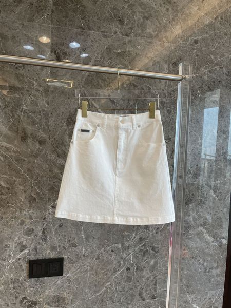 

2021 spring new women's skirt polyester white classic high waist slim t02z, Black