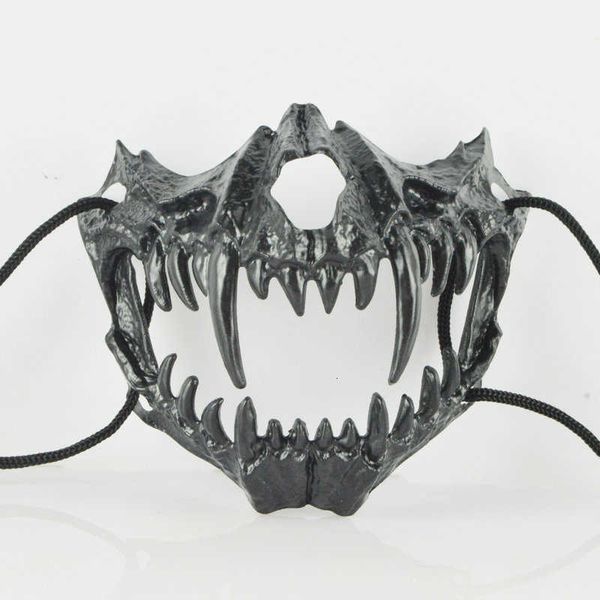 

product japane writer kurashi's two dimensional half face mask