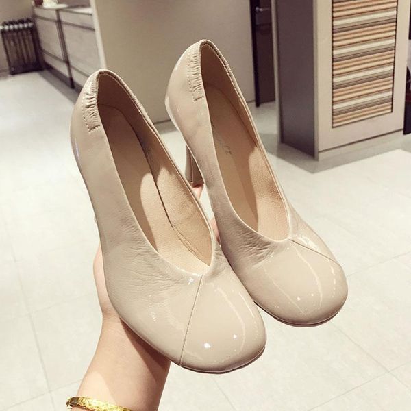 

dress shoes 2021 patent leather round toe high heels yellow retro grandma single women's fine ladies professional, Black
