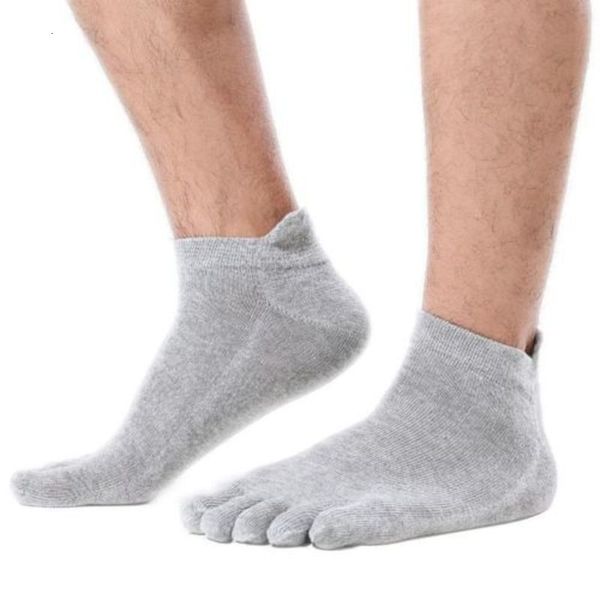 

1 couple comfortable breathing men cato teen pure sport five finger effects fancy socks for man, Black