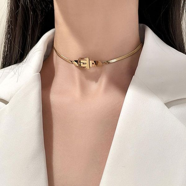 

chokers classic watch buckle shape titanium steel choker necklace for women korean fashion jewelry gothic girls clavicle chain, Golden;silver
