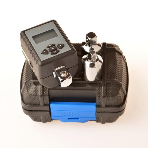 

hand tools digital torque wrench