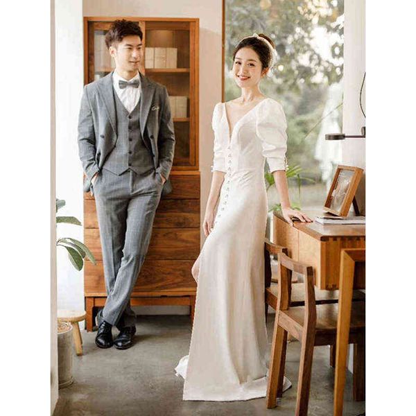 

luxury street style dresses yarn tail light wedding bride 2021 simple white satin v-neck fishtail out evening, Black;pink