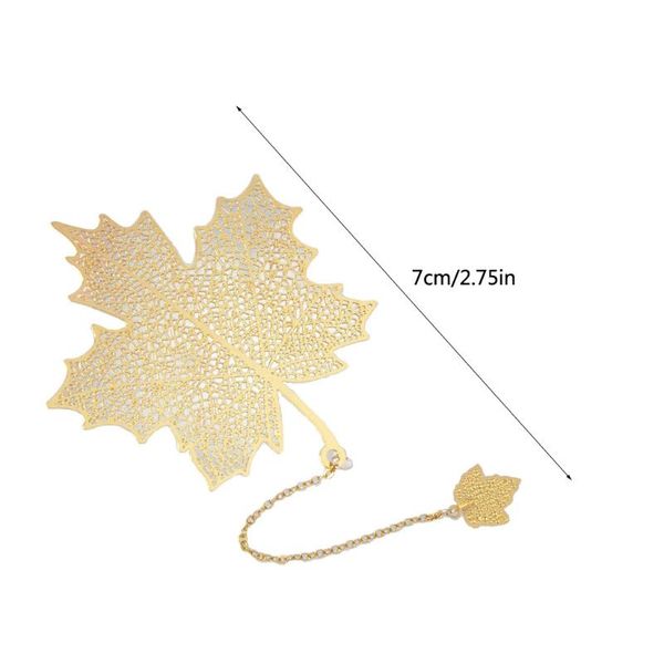 

bookmark d57c retro pendant for women men classic hollow-out metal birthday gift