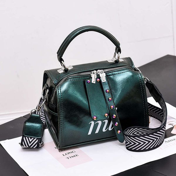 

hbp fashion 2021 new texture small women's boston pillow tide wide shoulder strap portable messenger bag