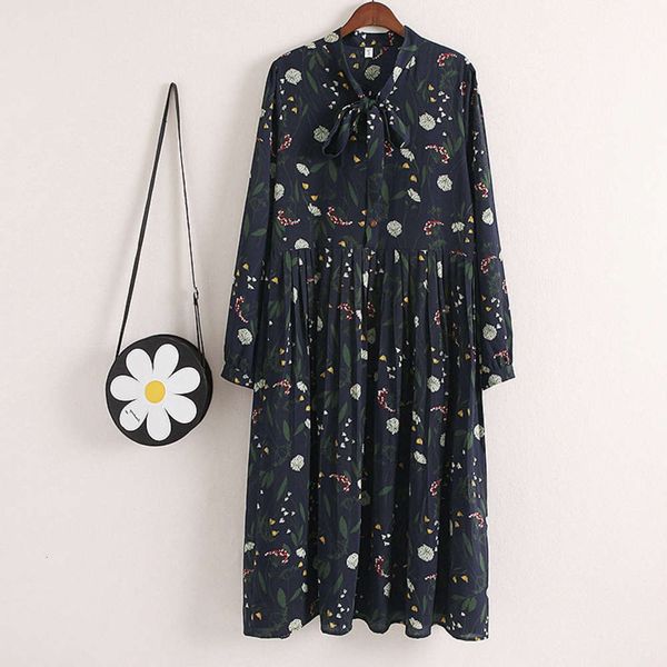 

2021women's with big size 2020 spring autumn foreign style age reducing dress fat fairy cover belly and tuck skirt 200kg, Black;gray