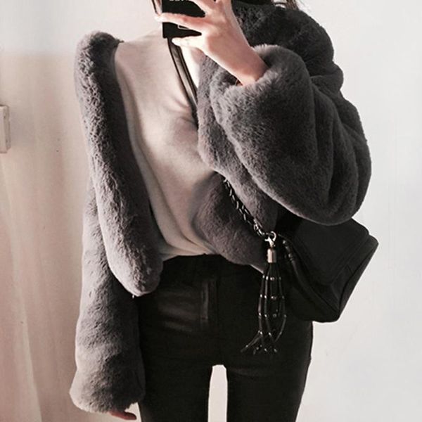 

women's fur & faux 2021 winter fashion jacket women cardigan outwear warmness plush coats black gray short elegant lady oversize