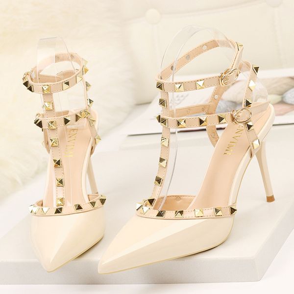 

rivet high heels luxury designer women shoes ladies pumps spring summer 2021 fashion sandals office dress white black shoes