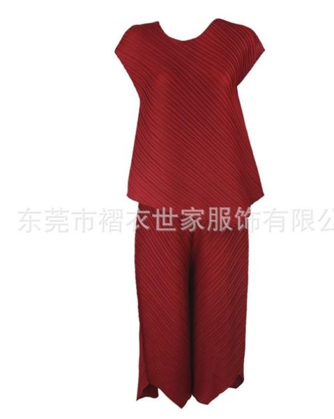 

women's two piece pants selling miyake suit fold short sleeve irregulart-shirt + nine points wide-legged irregular two-piece outfit in, White