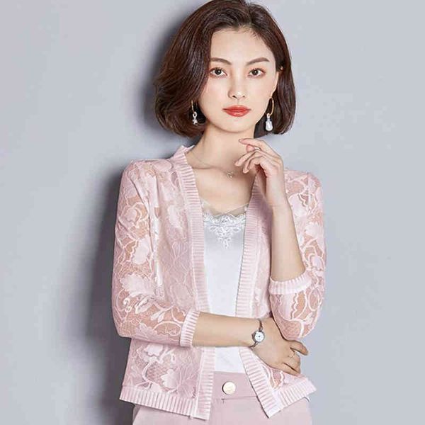 

spring summer 2019 women's new hollow out lace et with slim fitting retro sv and 3 / 4 sunscreen short shawl coat, Black;brown