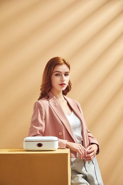 

daewoo electric lunch box can be plugged into electric heating and heat preservation rice cooker rice cooker