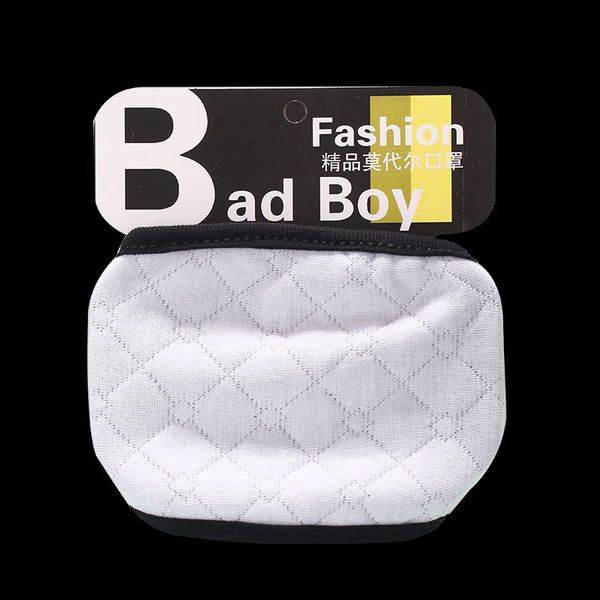 

modal black spring and summer epidemic dust saliva mask factory approved red