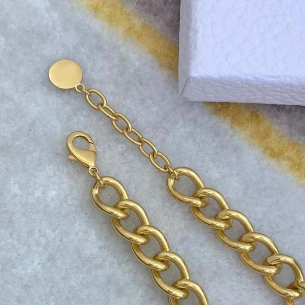 

designer jewelry new bareback letter female earrings bracelet, Black