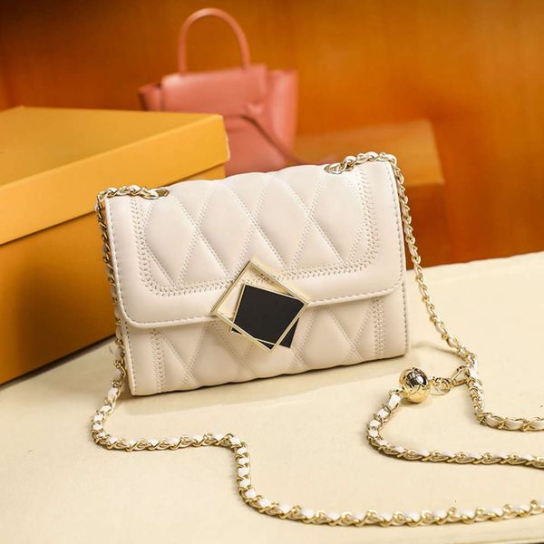 

feini beishi bag women's 2021 fashion chain single shoulder msenger bag