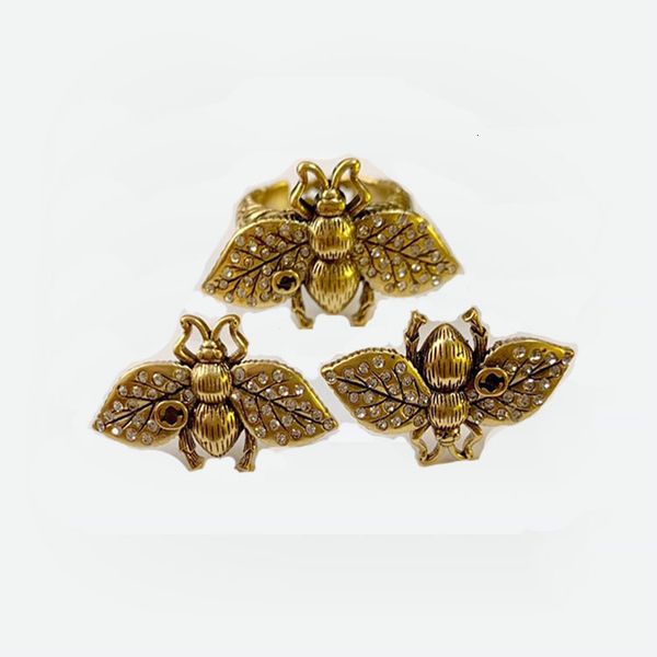 

designer jewellery earrings womennew brass bee ring precision design fashion net red earrings, Golden