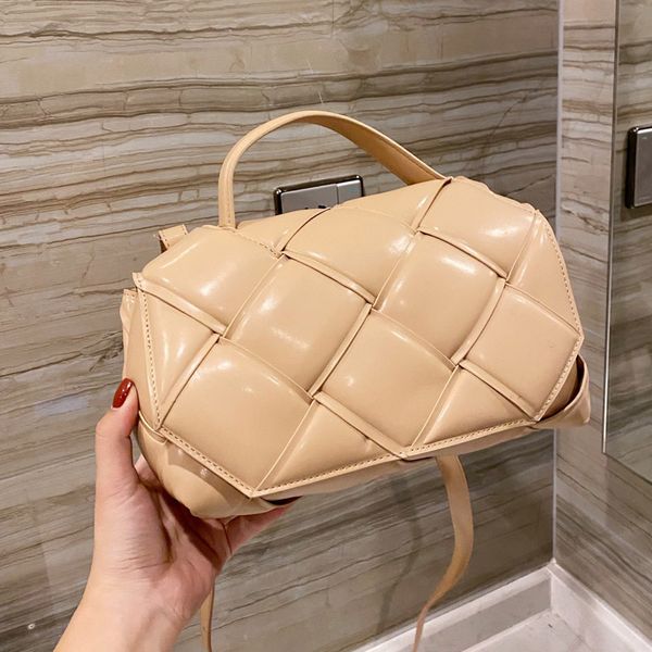 

women's bag messenger purse shoulder bag fashion plain weave knitting genuine leather hasp surface hand bag size:24*14*9cm