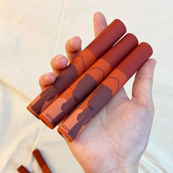 

lip gloss velvet glaze at the han polly art museum