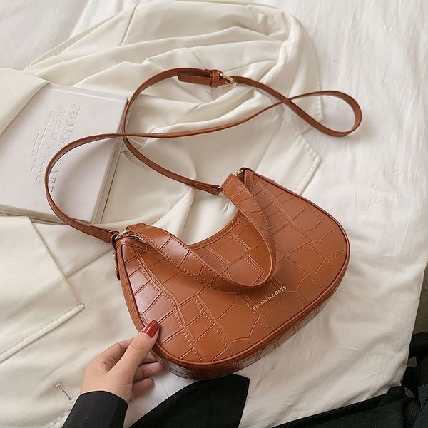 

new moon women's bag 2021 new small fresh and fashionable stone pattern armpit staff texture single shoulder messenger bag