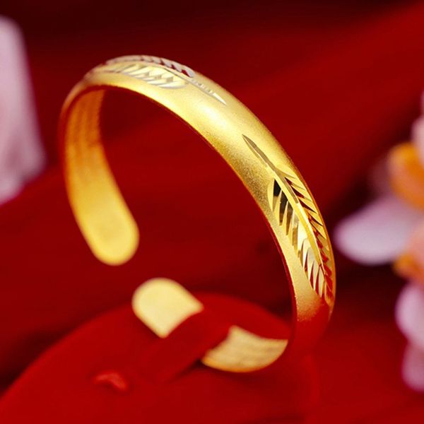

1 pcs feather carved cuff bangle dubai jewelry yellow gold filled classic women bracelet fashion jewelry gift, Black
