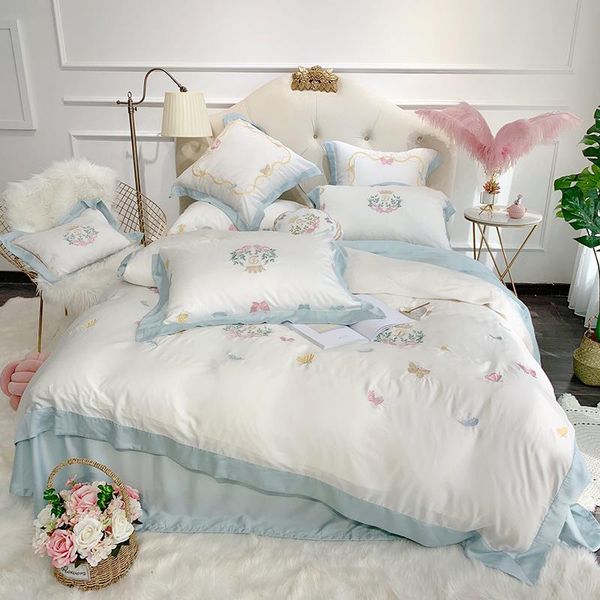 

bedding sets set embroidered butterfly 100% silk home textile big bed duvet cover sheet pillow case