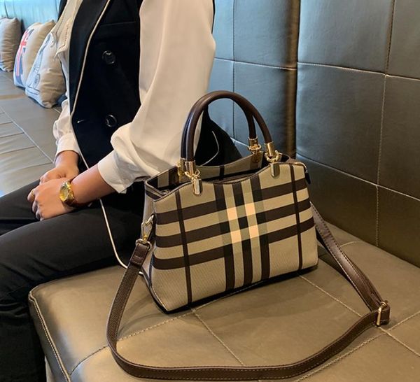 

leather handbags 2021 autumn new trendy lattice tote bag shoulder messenger handbag