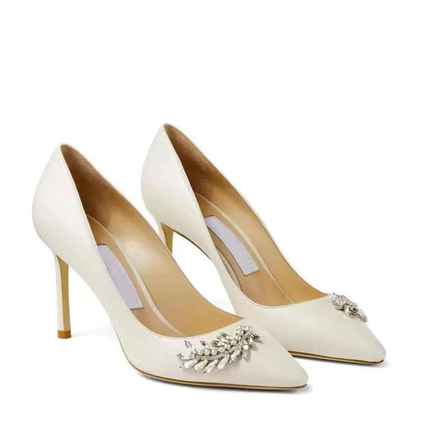 

2022 elegant romy dress party shoes women sandals pointed toe high heels latte nappa leather pointed-toe pumps with crystal embellishment lu, Black