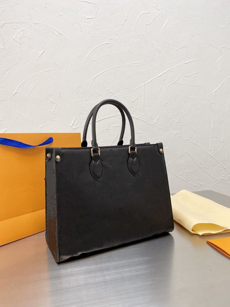 

luxury designer bags of the latest version female bags entire package line is concise and agile retro look smooth feel