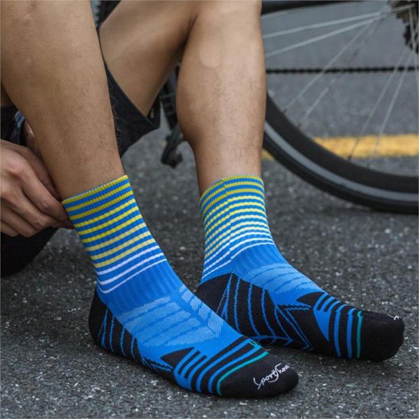 

2021 professional men socks cotton breathable wicking road riding socks sports comfortable absorption running accessories, Black