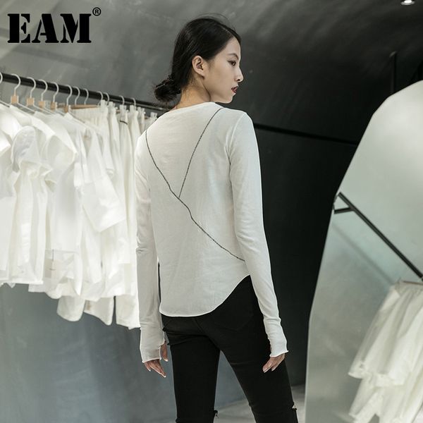 

[eam] women black line split joint temperament t-shirt new round neck long sleeve fashion tide spring autumn 2021 1da905 210302, White