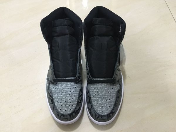 

man sneakers shoes basketball jumpman 1high rebellionaire 555088-036 have large size 12-13 with double box