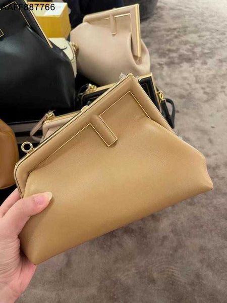 

designer bag fend women luxurys first series metal wrapped dinner handbag single shoulder messenger bag4j4b cz
