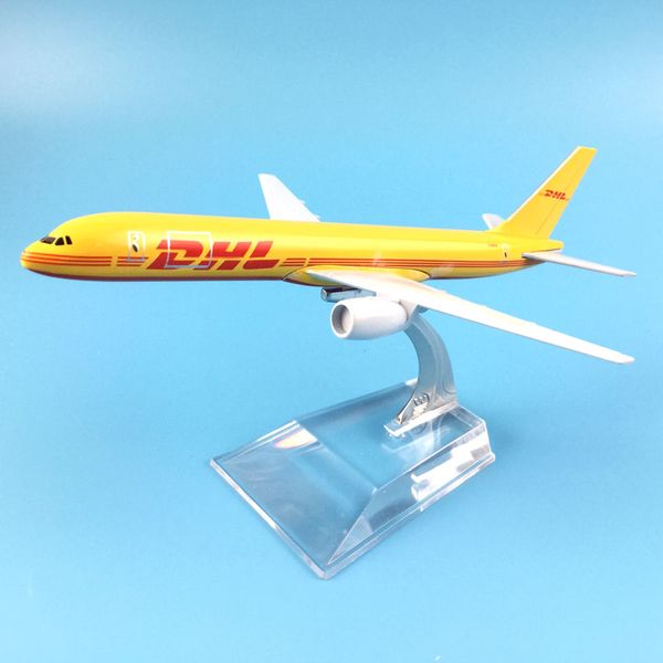 

hot sell plane model Boeing 757 DHL cargo aircraft B757 16cm Alloy simulation airplane model for kids toys Christmas gift