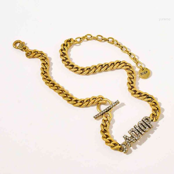 

luxury designer fashion necklace d 2021 letter neckchain female di family cd style pearl inlaid diamond, Red;brown