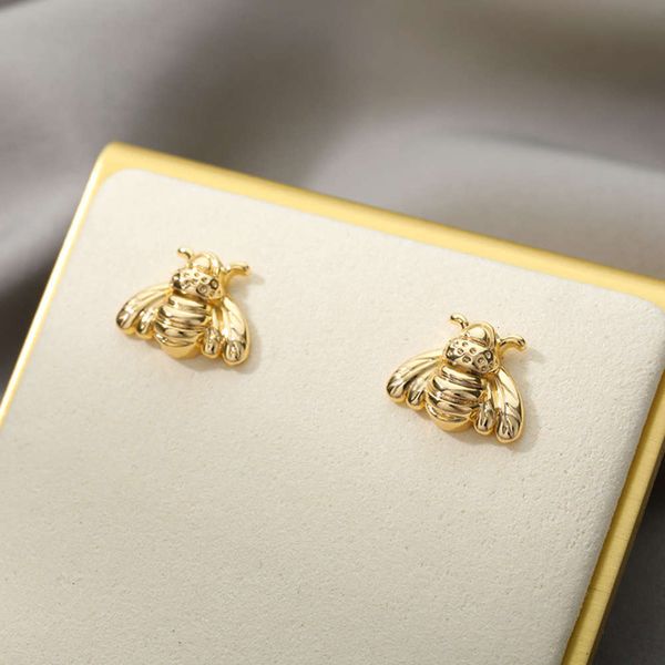

lady little bee earrings fashion popular insect small earrings