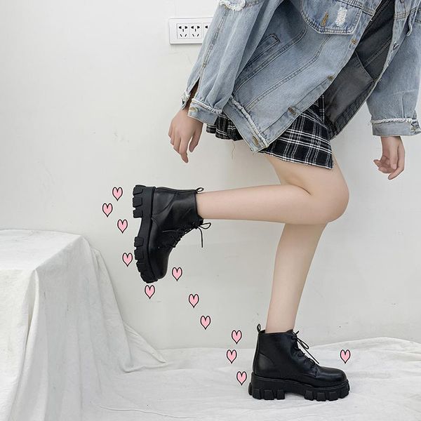 

boots wild 2021 spring and autumn patent leather small female korean version of the british trend, Black