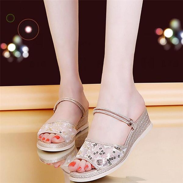 

2021 new women sandals summer shoes women sandals sequin decorationwomen slip on mid heel and slippers, Black