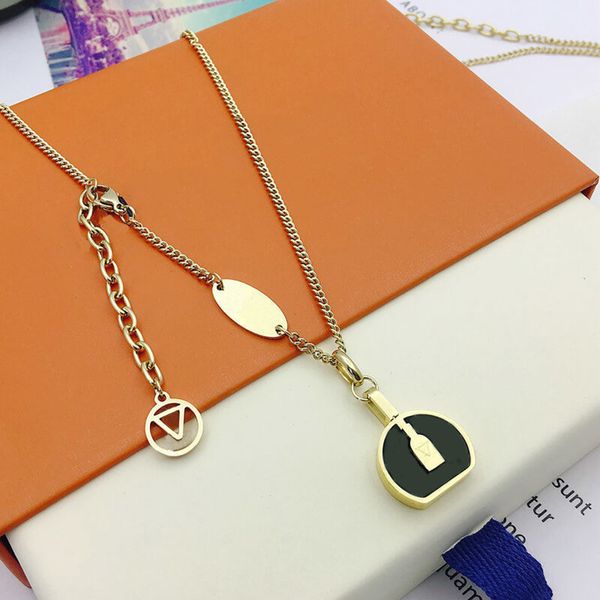 

fashion designers necklace trend couple charm jewelry light luxury pendant necklaces titanium steel clavicle chain jewelrys gift style very, Silver