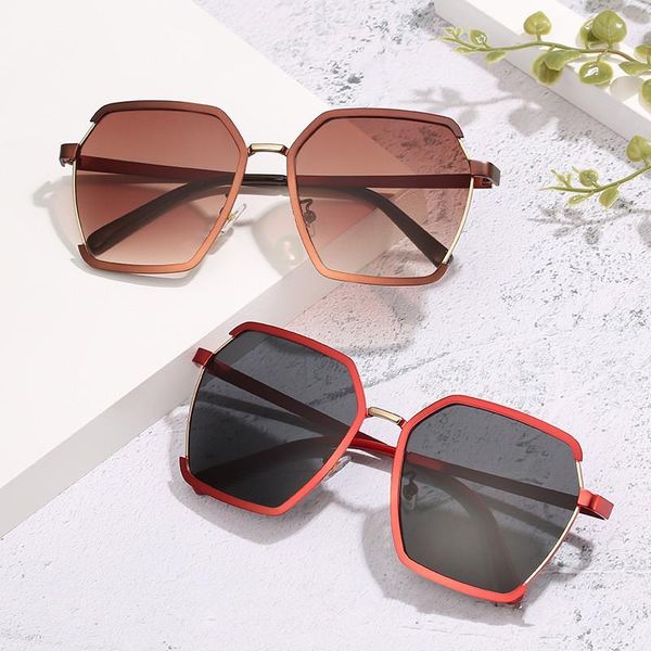 

sunglasses european and american fashion large frame women's two color trend polygonal net red street po anti ultraviolet, White;black